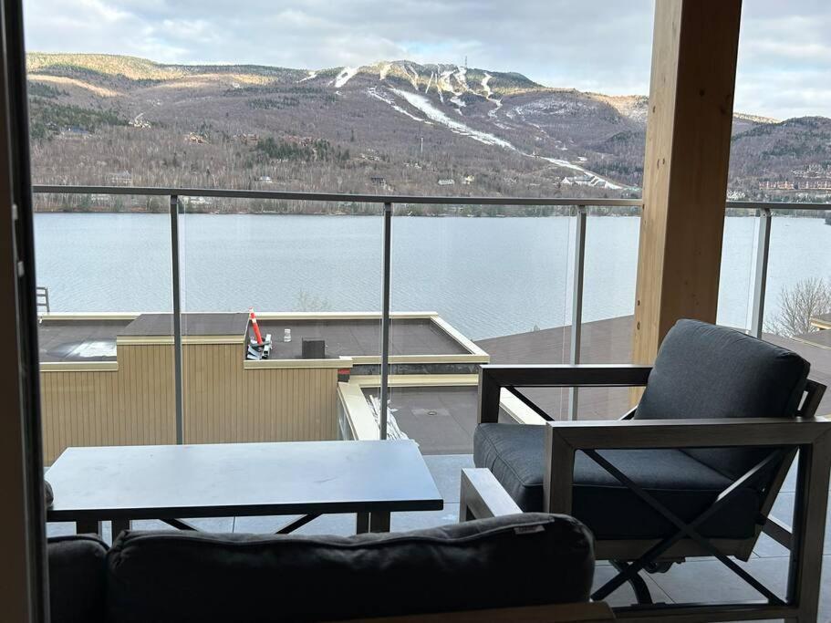 Serenity By The Slopes: Tremblant Waterfront Condo Mont-Tremblant Luaran gambar